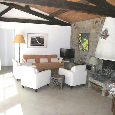 Les Girelles Holiday home